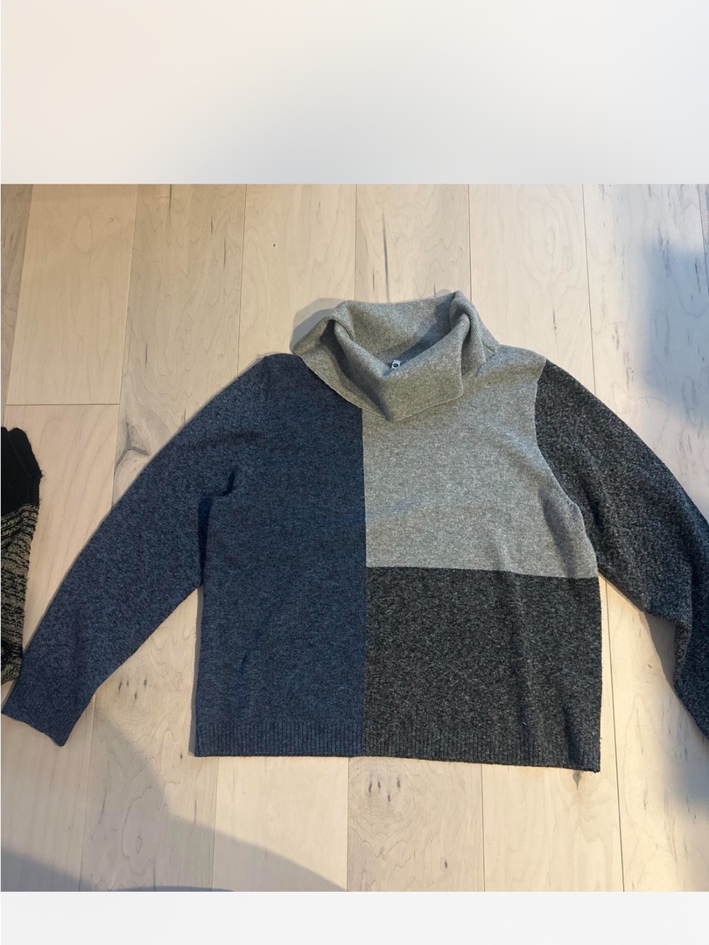 Colorblock Funnel Neck Women's Sweater - Gray/Charcoal/ blue